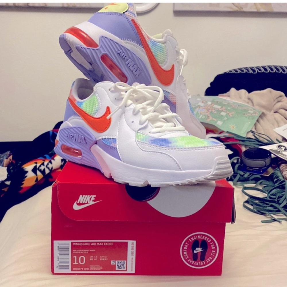 Nike shoes